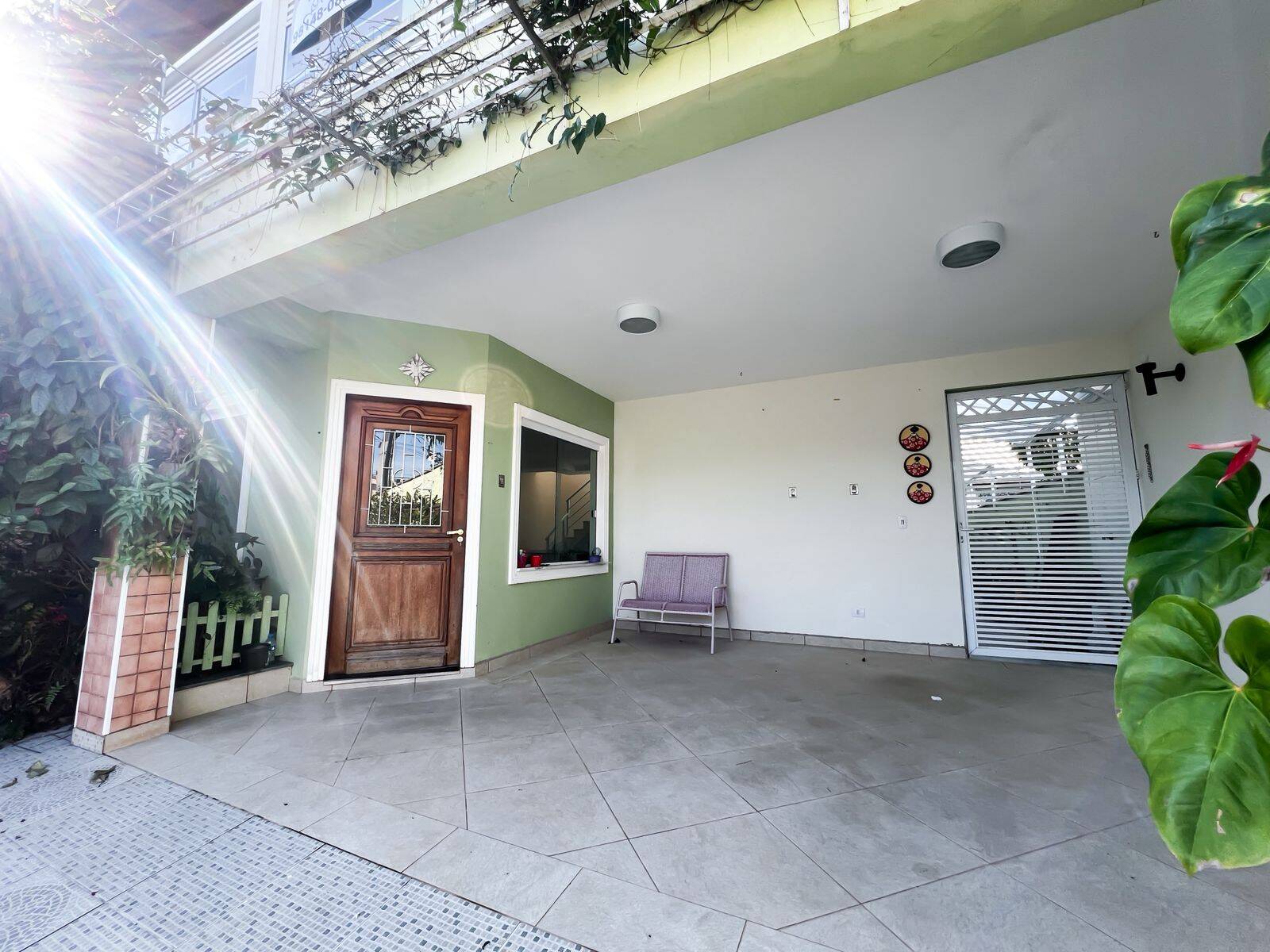 Casa, 4 quartos, 265 m² - Foto 1