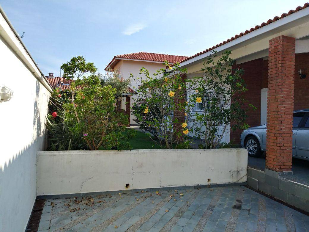 Casa, 5 quartos - Foto 1