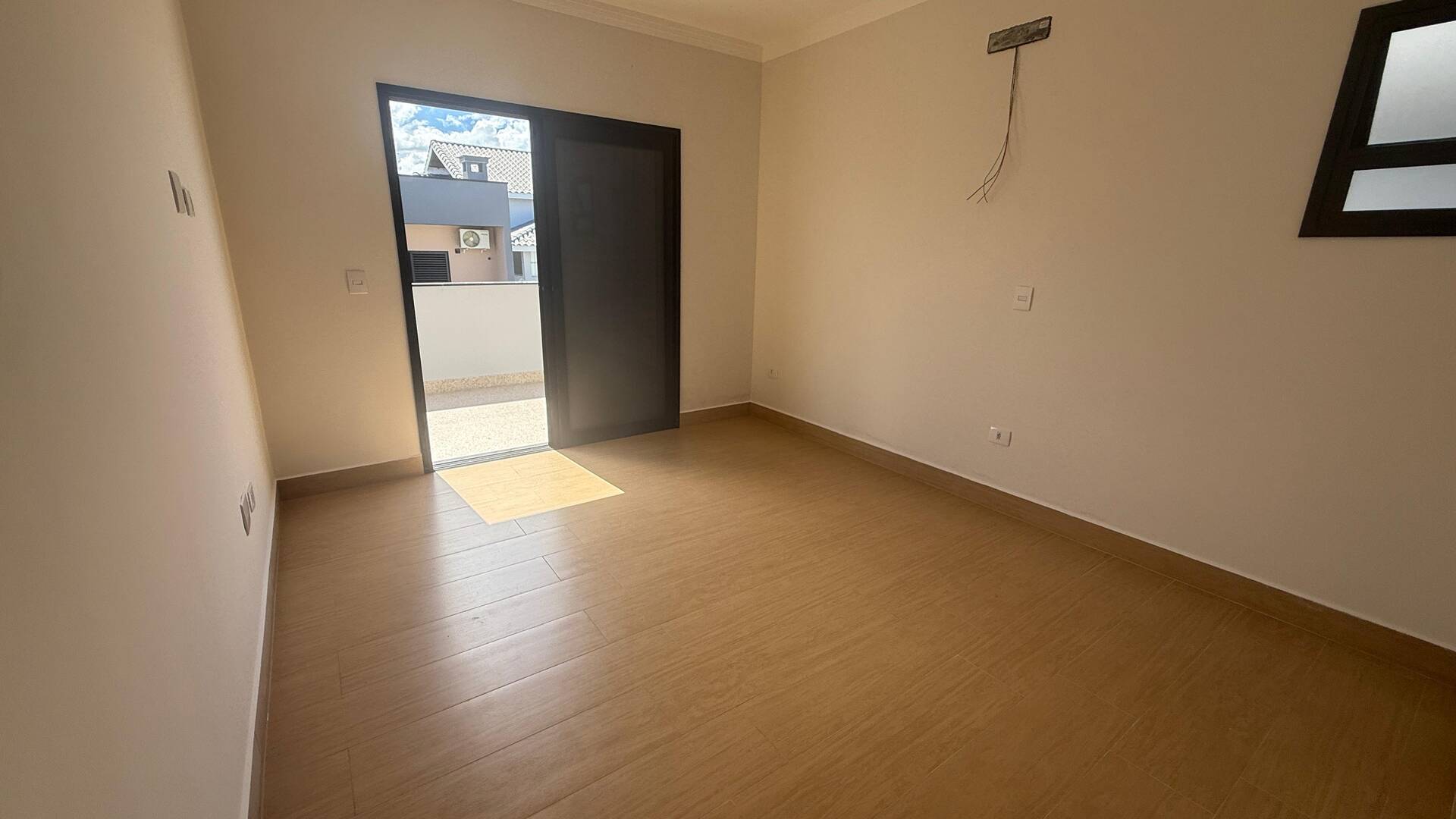 Casa, 4 quartos, 245 m² - Foto 4