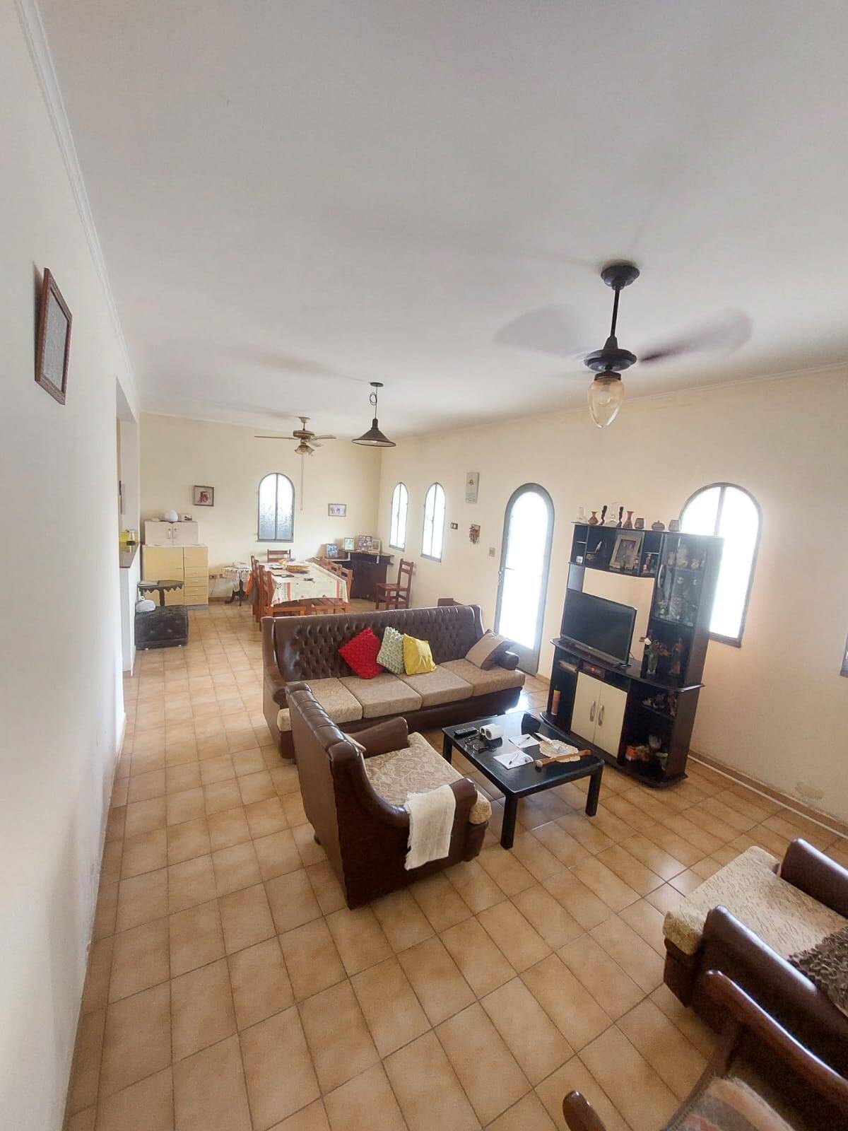Casa, 3 quartos, 162 m² - Foto 2