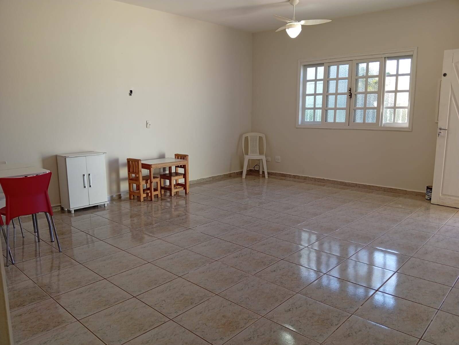 Casa, 3 quartos, 144 m² - Foto 2