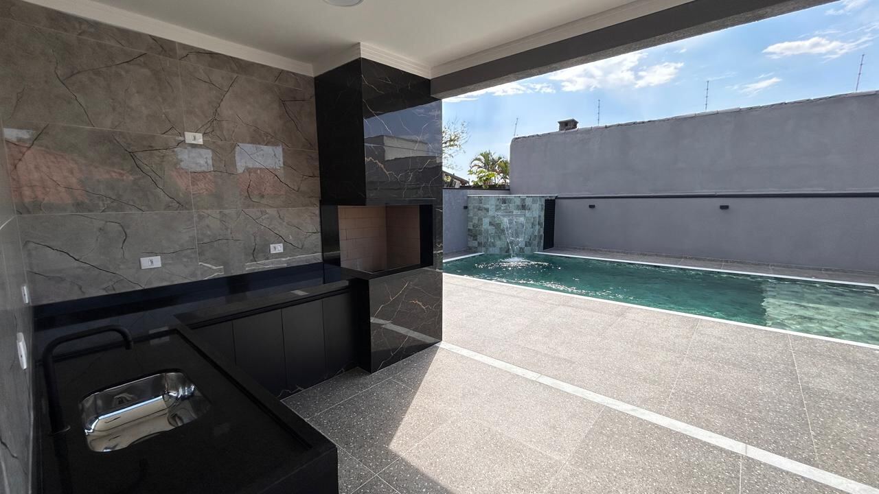 Casa, 3 quartos, 135 m² - Foto 2