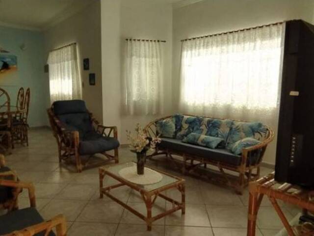 #679 - Casa para Venda em Peruíbe - SP - 2