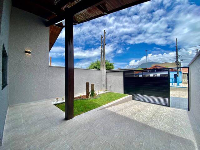 #827 - Casa para Venda em Peruíbe - SP