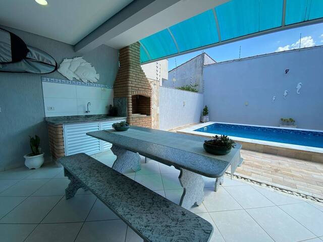 #832 - Casa para Venda em Peruíbe - SP