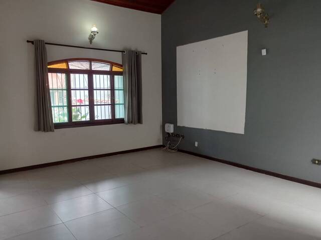 #835 - Casa para Venda em Peruíbe - SP