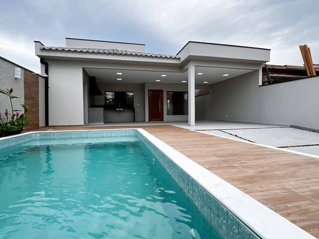 #838 - Casa para Venda em Peruíbe - SP