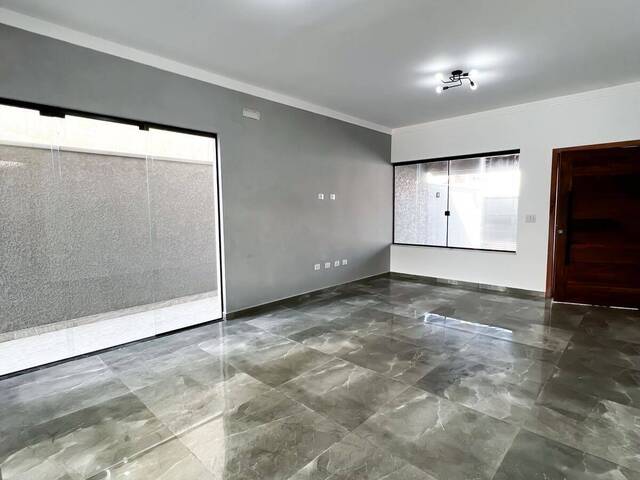 #843 - Casa para Venda em Peruíbe - SP