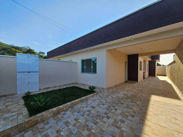 #845 - Casa para Venda em Peruíbe - SP