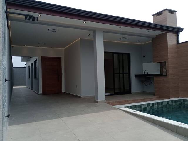 #846 - Casa para Venda em Peruíbe - SP