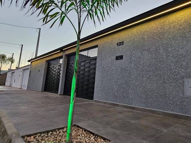 #846 - Casa para Venda em Peruíbe - SP