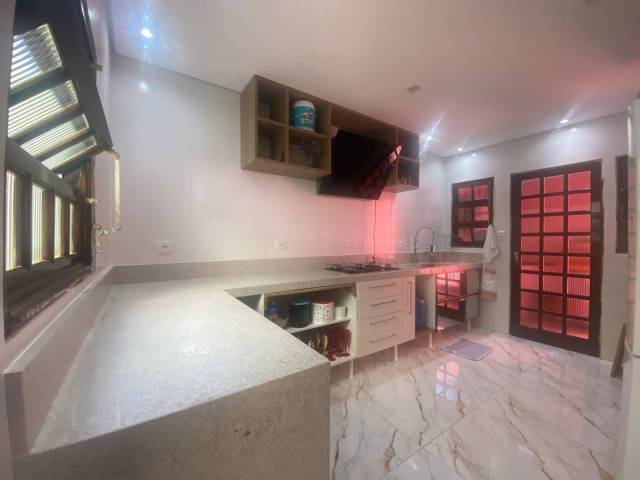 Casa para Venda em Peruíbe - 4