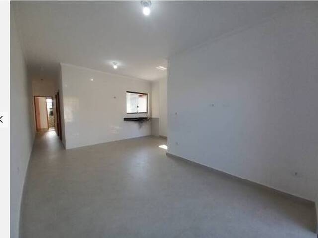 Casa para Venda em Peruíbe - 3